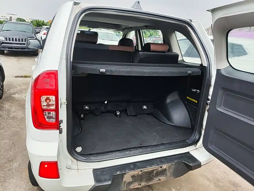 Chery Tiggo 3 — фото 15