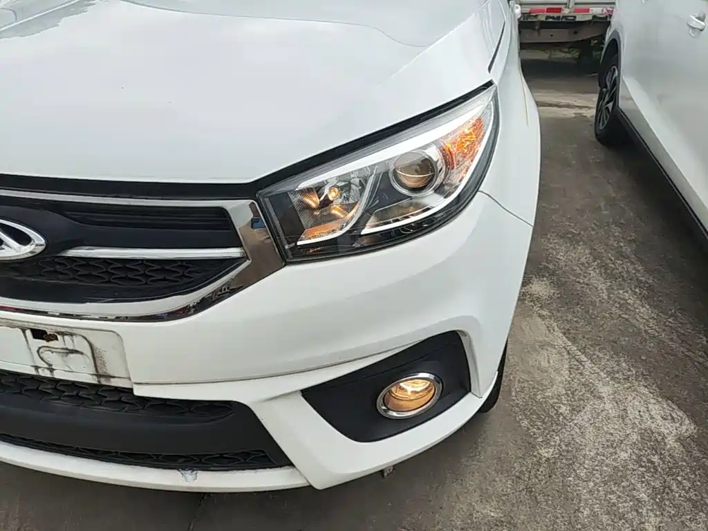 Chery Tiggo 3 — фото 18