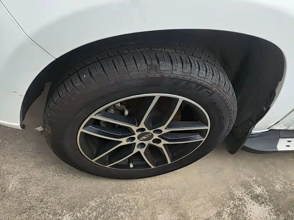 Chery Tiggo 3 — фото 25