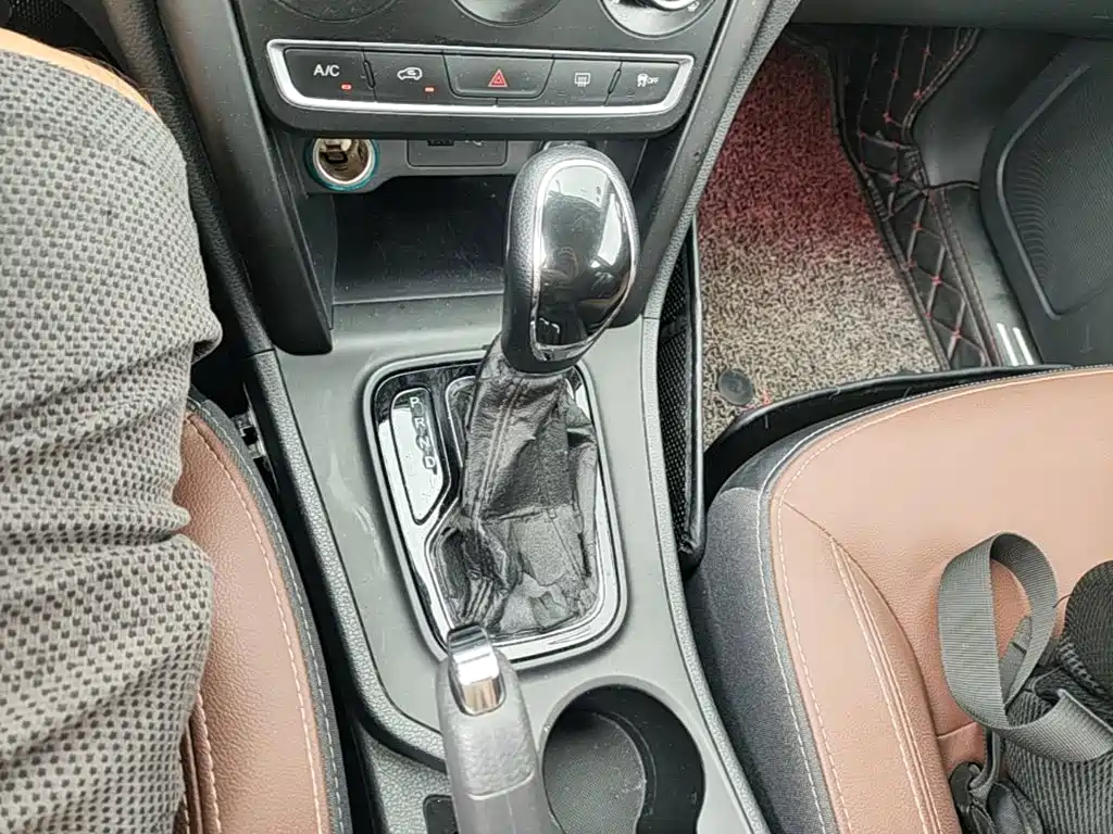 Chery Tiggo 3 — фото 10
