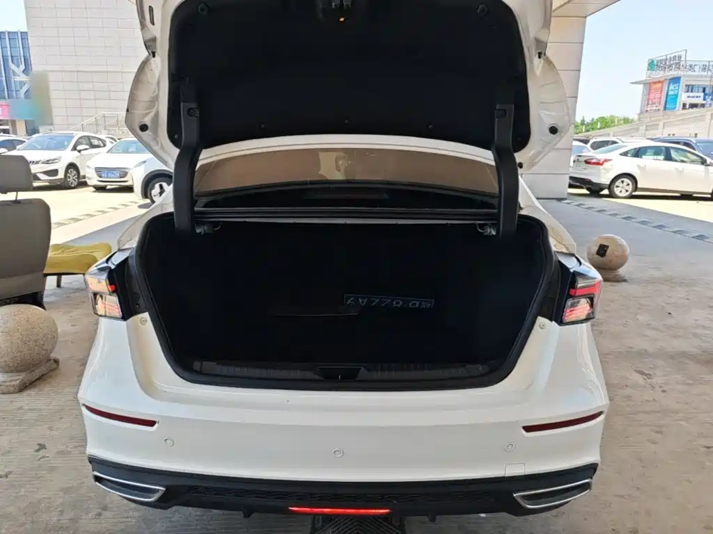 Chery Arrizo 5 PLUS — фото 19