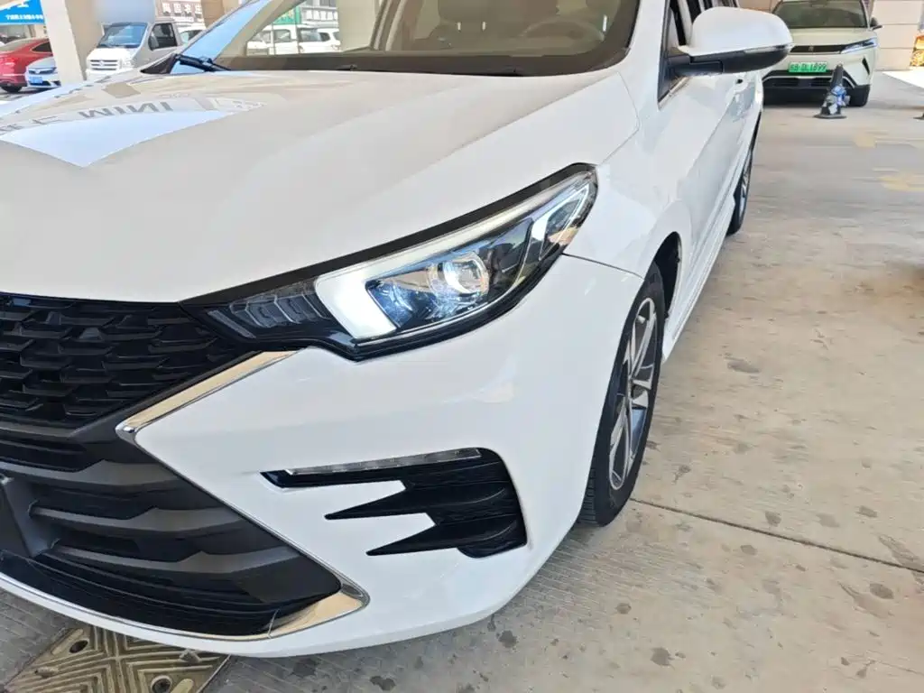 Chery Arrizo 5 PLUS — фото 24