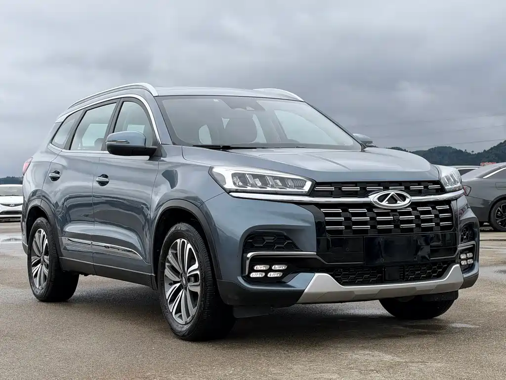 Chery Tiggo 8 — фото 3