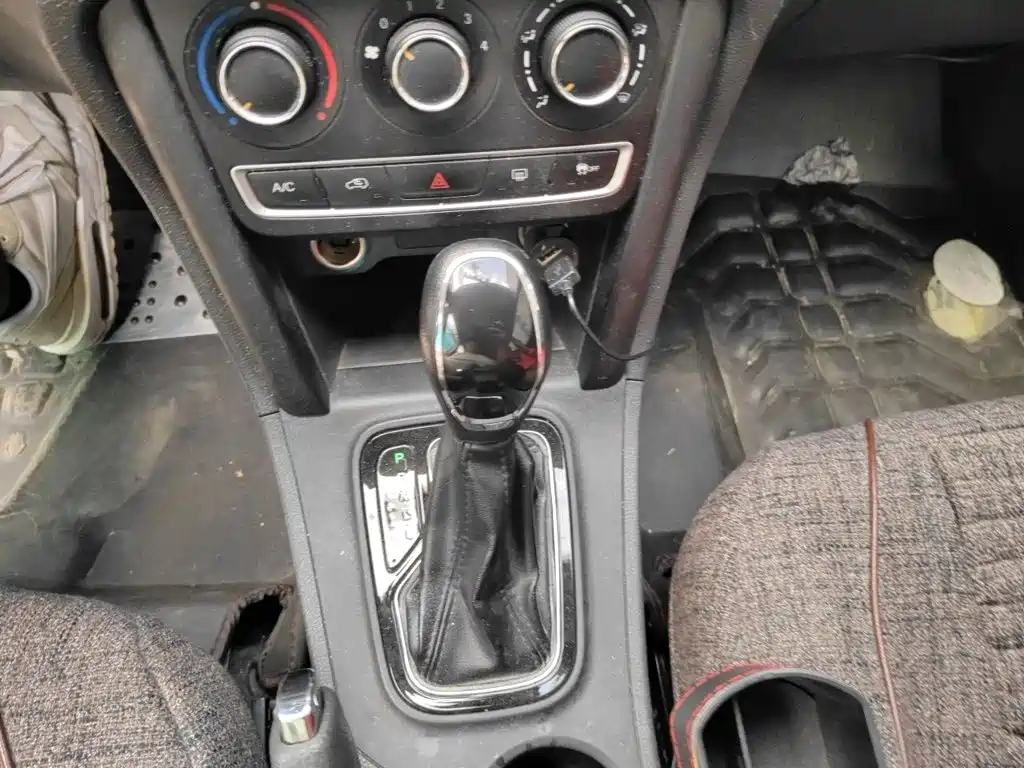 Chery Tiggo 3 — фото 15