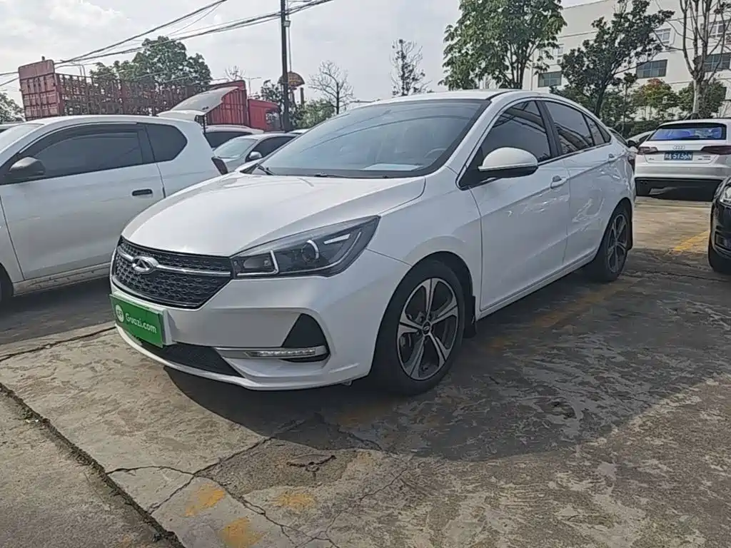Chery Arrizo 5