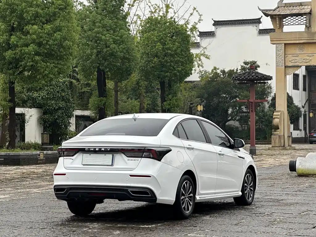 Chery Arrizo 5 PLUS — фото 4
