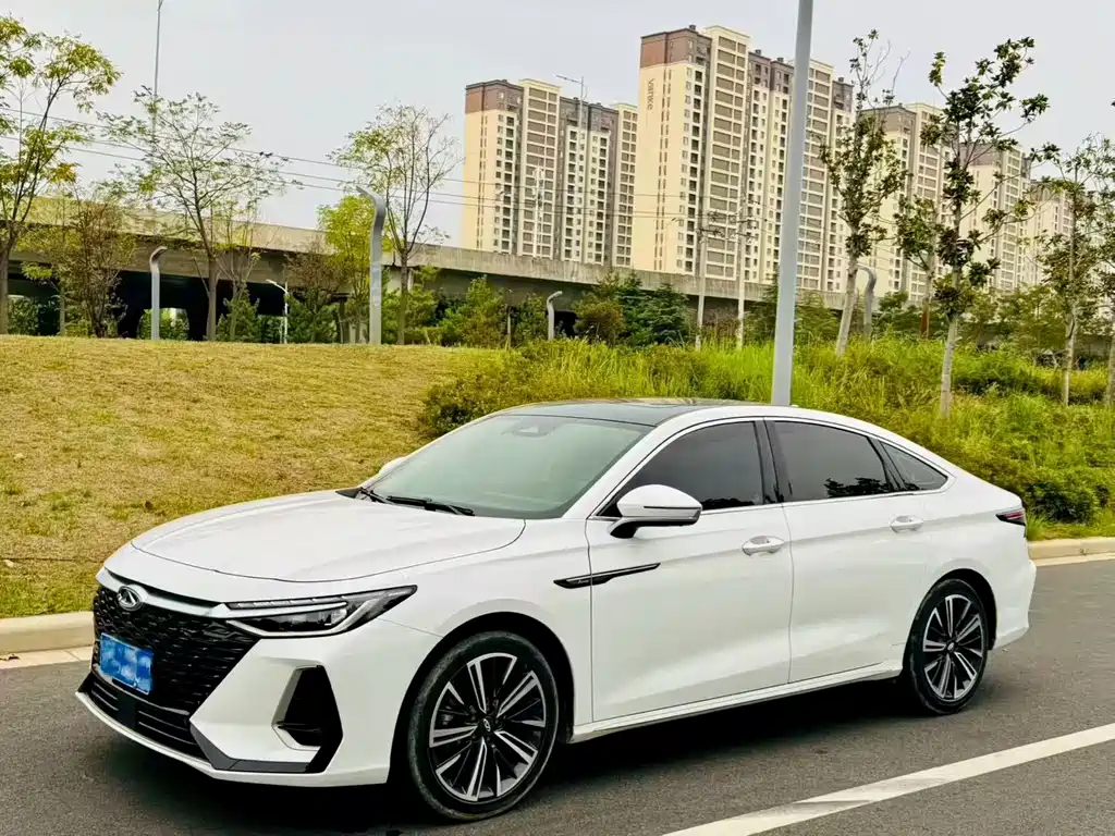 Chery Arrizo 8