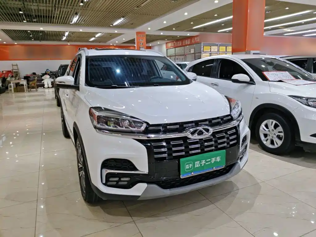 Chery Tiggo 8 — фото 4