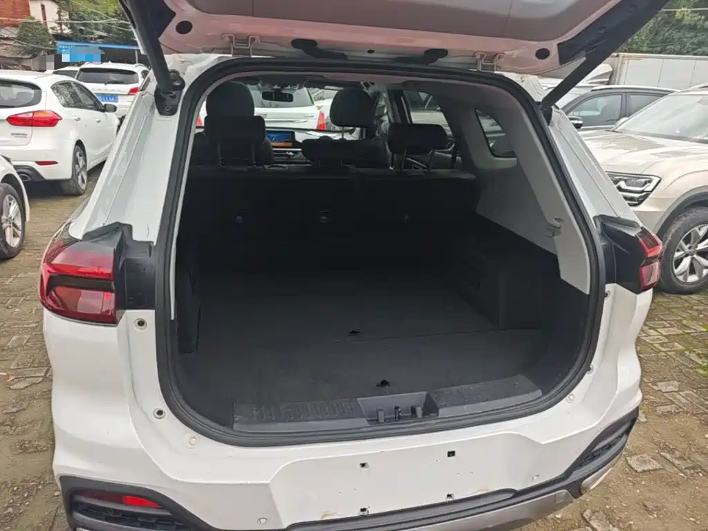 Chery Tiggo 8 — фото 19