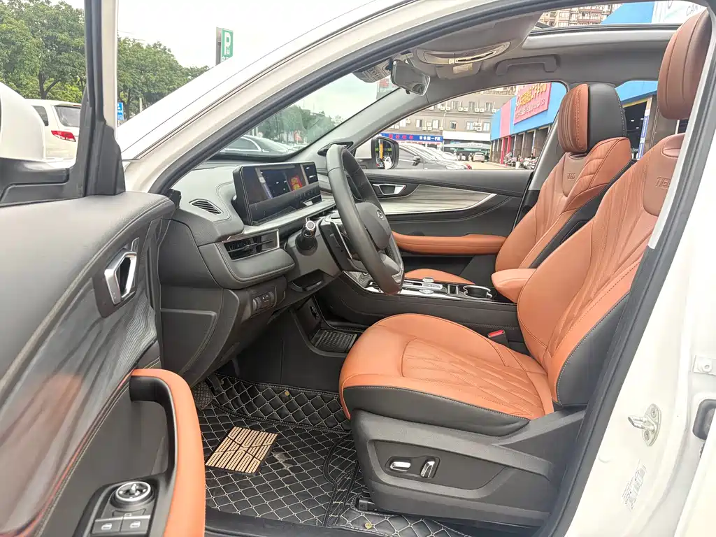 Chery Tiggo 8 PLUS — фото 15