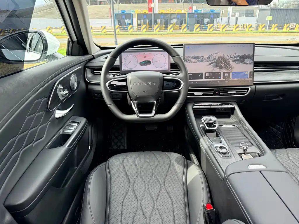 Chery Arrizo 8 PRO — фото 19
