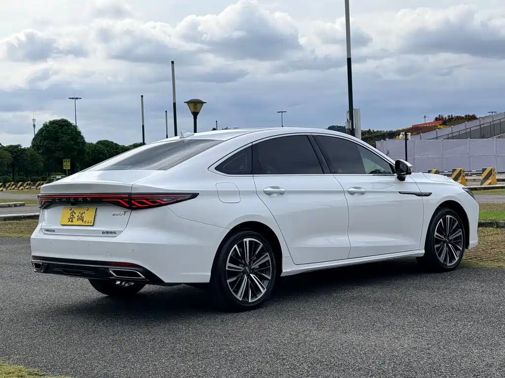 Chery Arrizo 8 PRO — фото 21