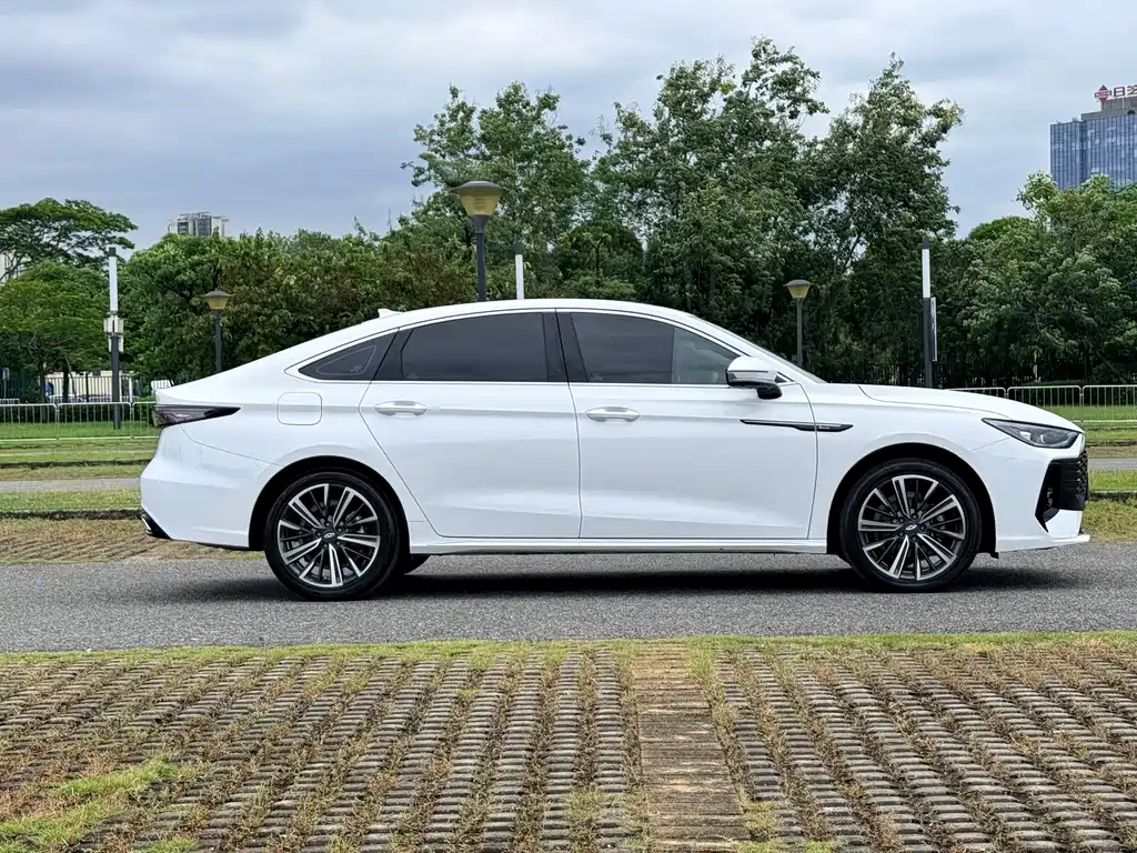 Chery Arrizo 8 PRO — фото 24