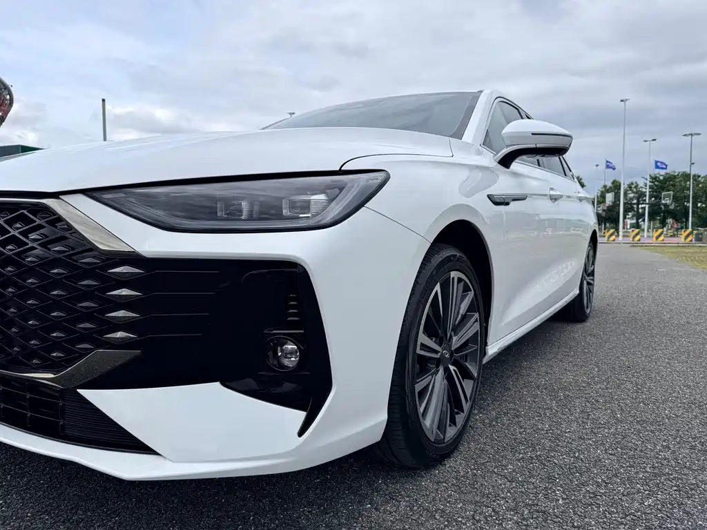 Chery Arrizo 8 PRO — фото 28