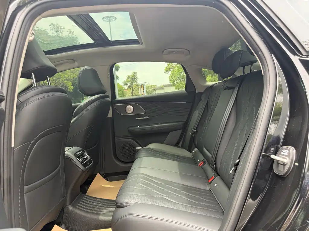 Chery Arrizo 8 PRO — фото 13
