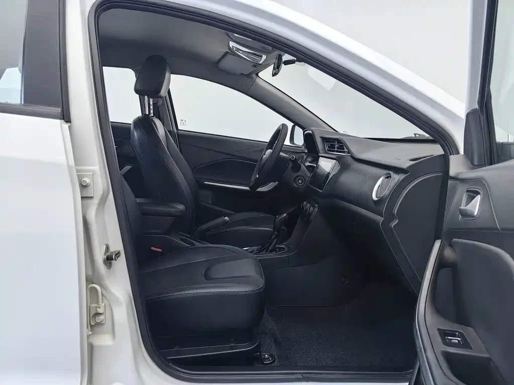 Chery Tiggo 3x — фото 23