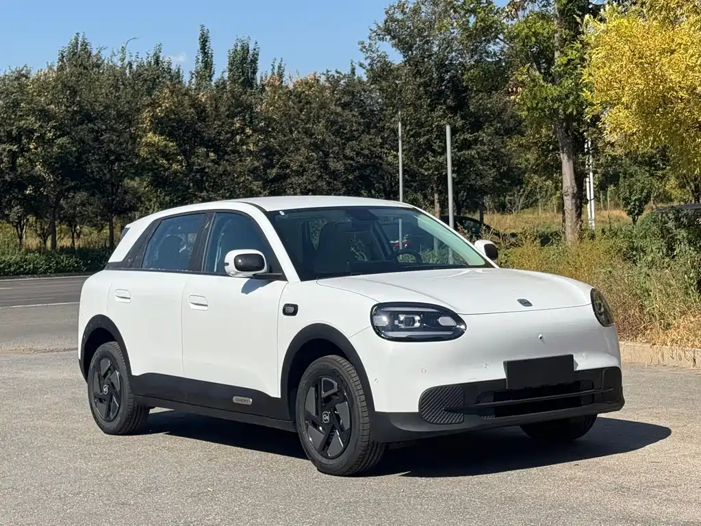 Chery QQ QQ3 EV — фото 3