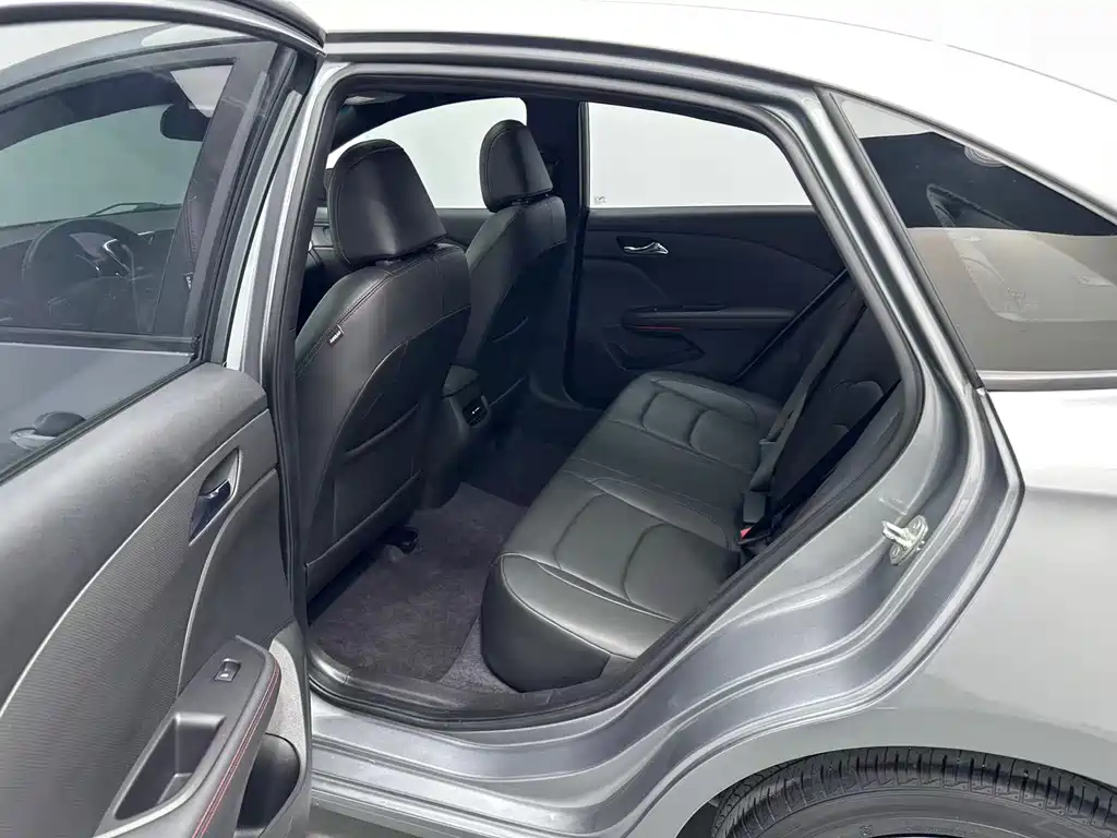 Chevrolet Monza — фото 6