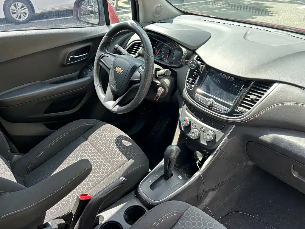 Chevrolet Trax — фото 11