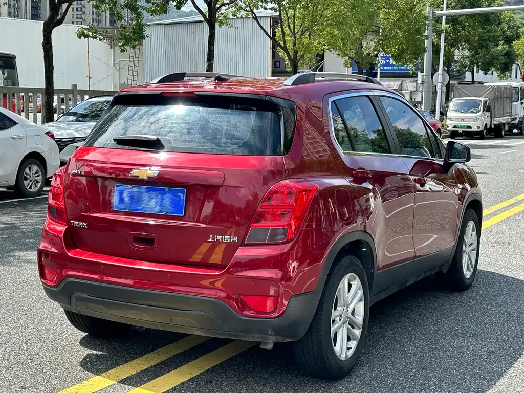 Chevrolet Trax — фото 6