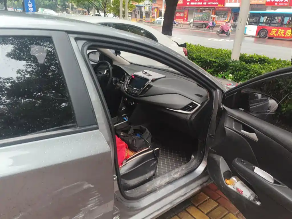 Chevrolet Monza — фото 19
