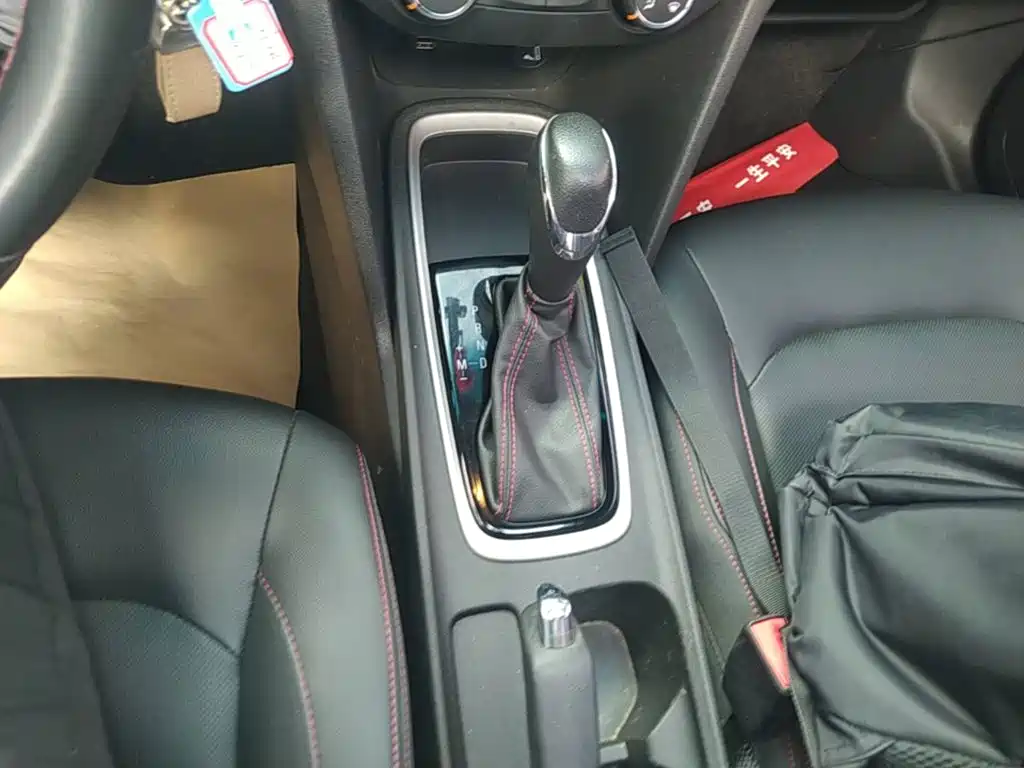 Chevrolet Monza — фото 14
