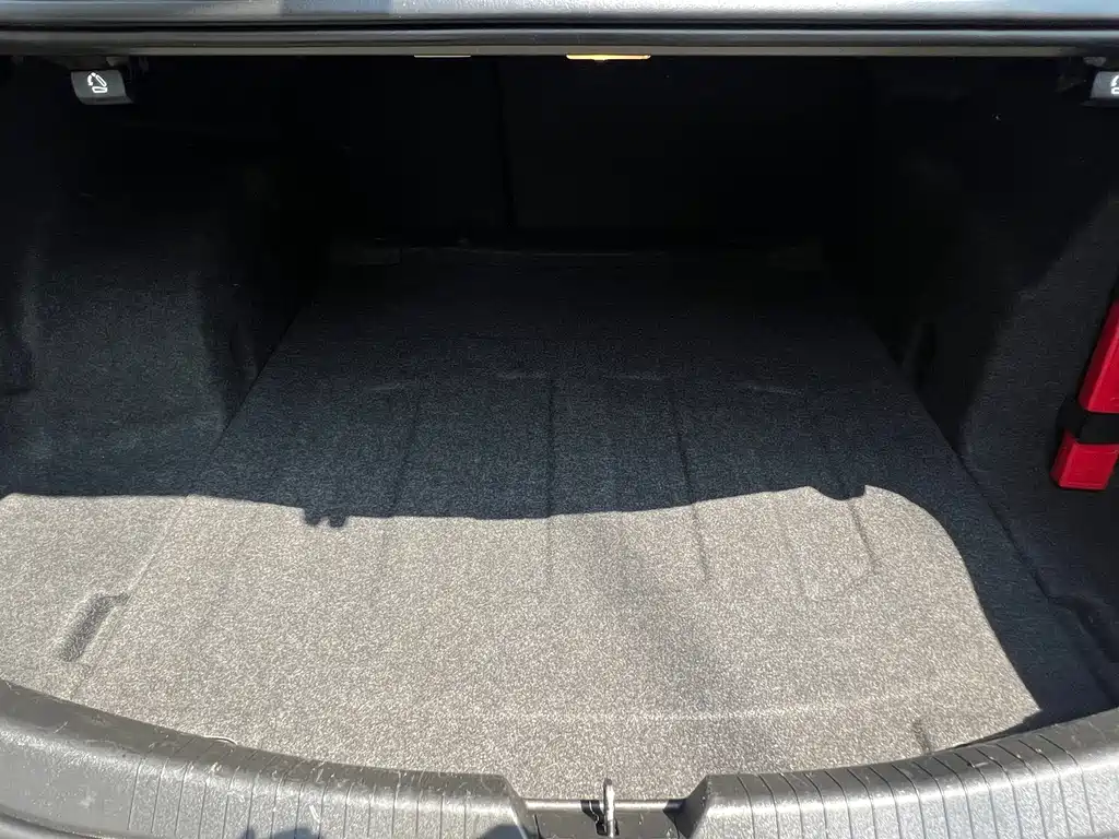 Chevrolet Malibu XL — фото 25