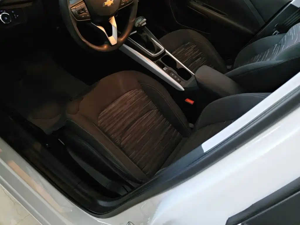 Chevrolet Monza — фото 15