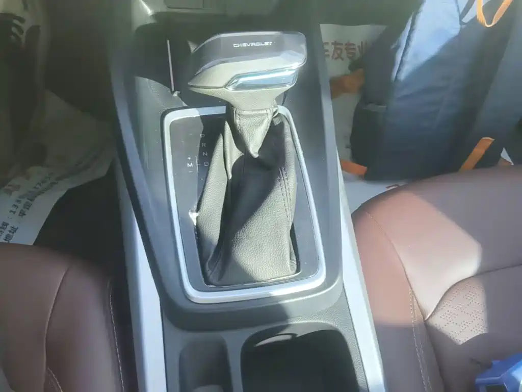 Chevrolet Monza — фото 14