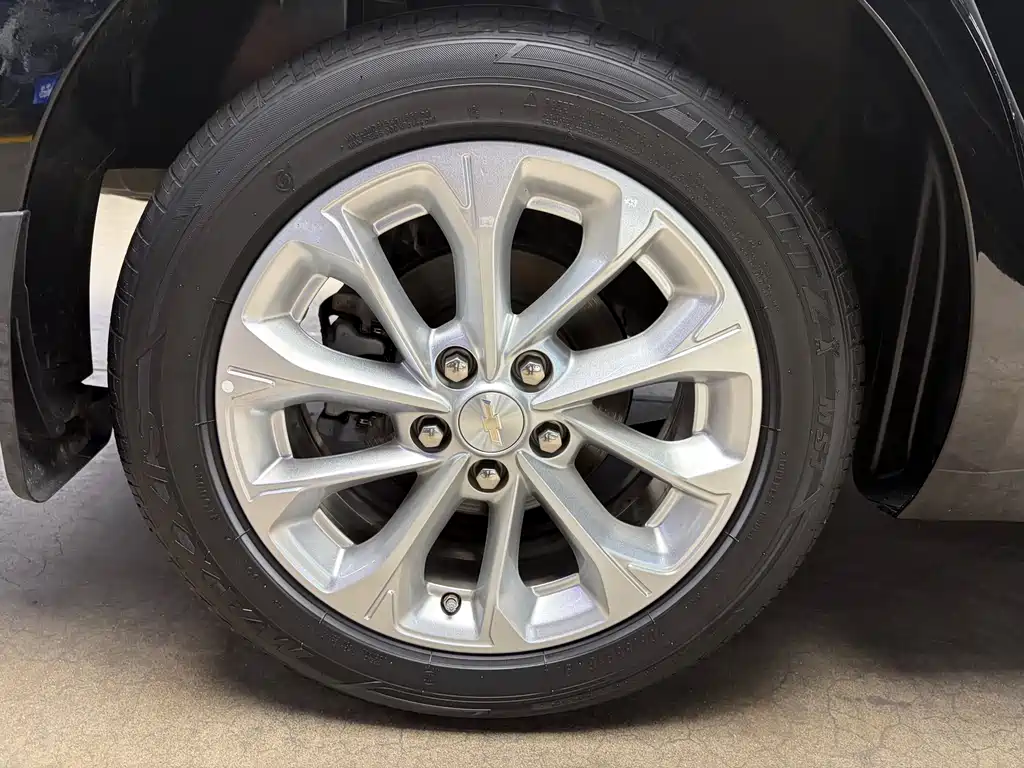 Chevrolet Monza — фото 14
