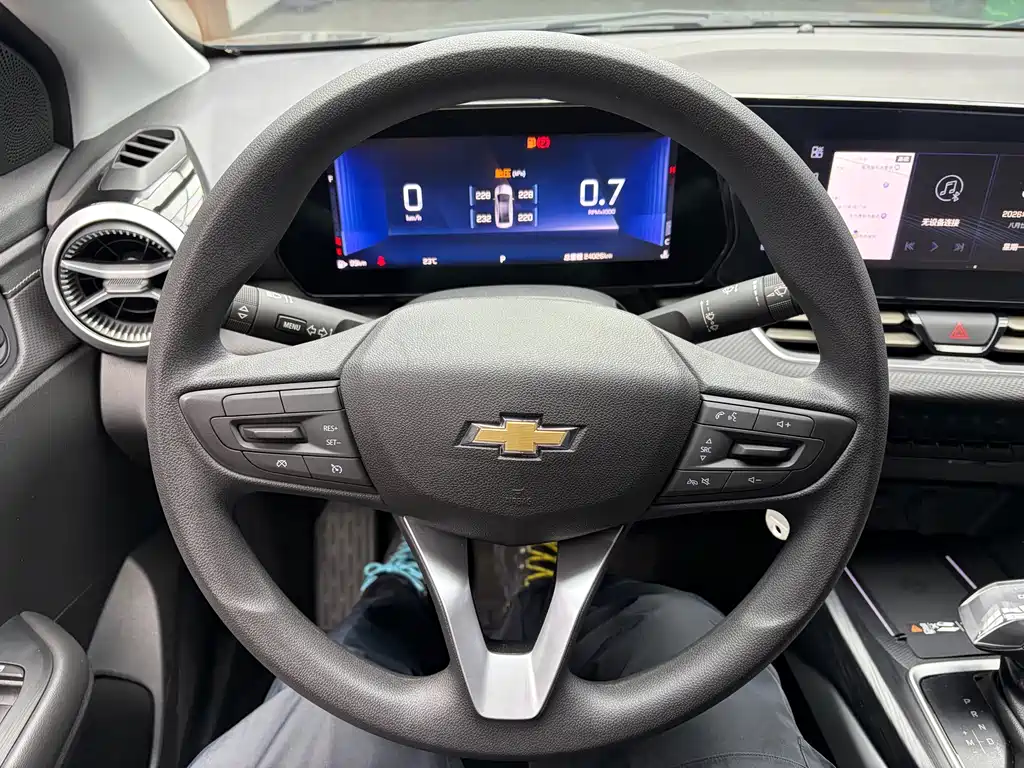 Chevrolet Monza — фото 10