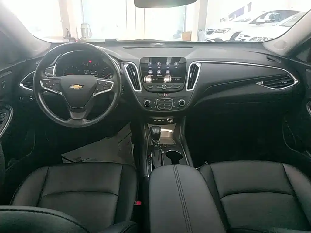 Chevrolet Malibu XL — фото 10