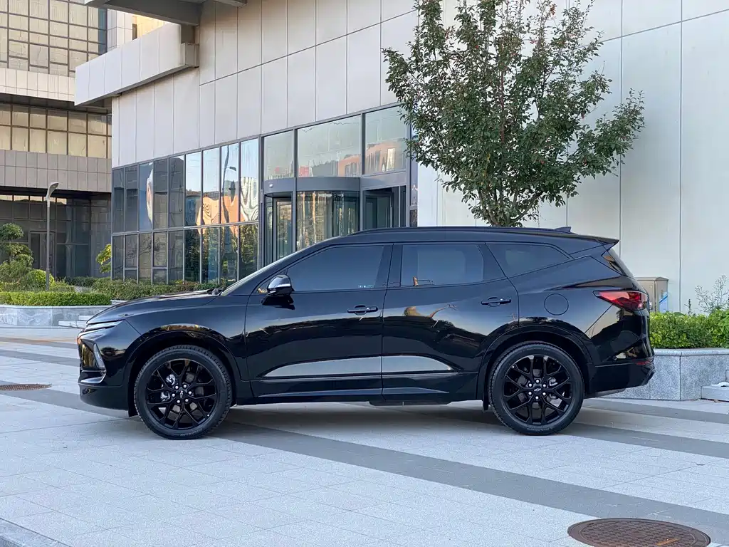 Chevrolet Blazer — фото 12