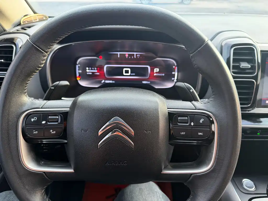 Citroen C5 AIRCROSS — фото 13