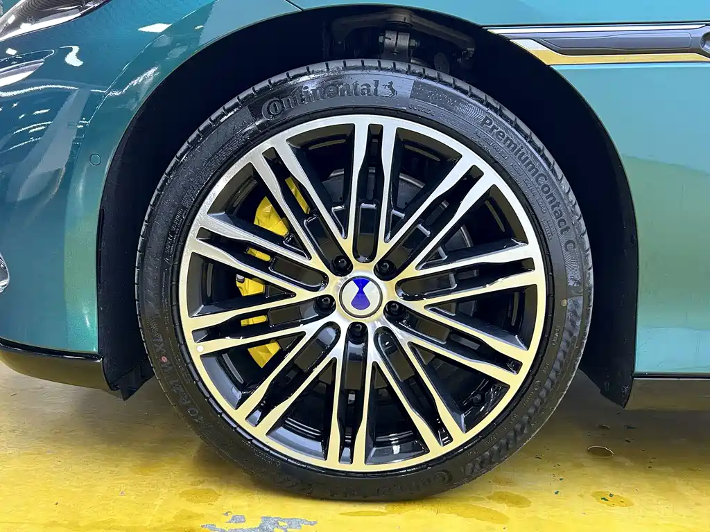 Denza Denza Z9GT — фото 10