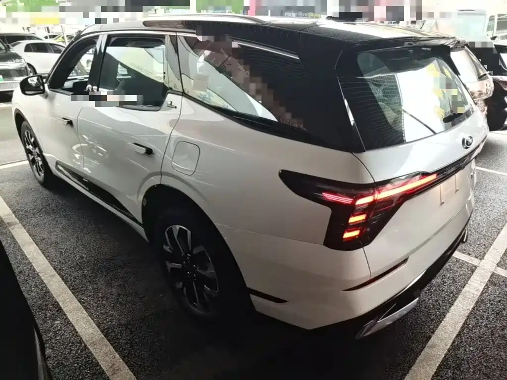 Ford Edge — фото 5