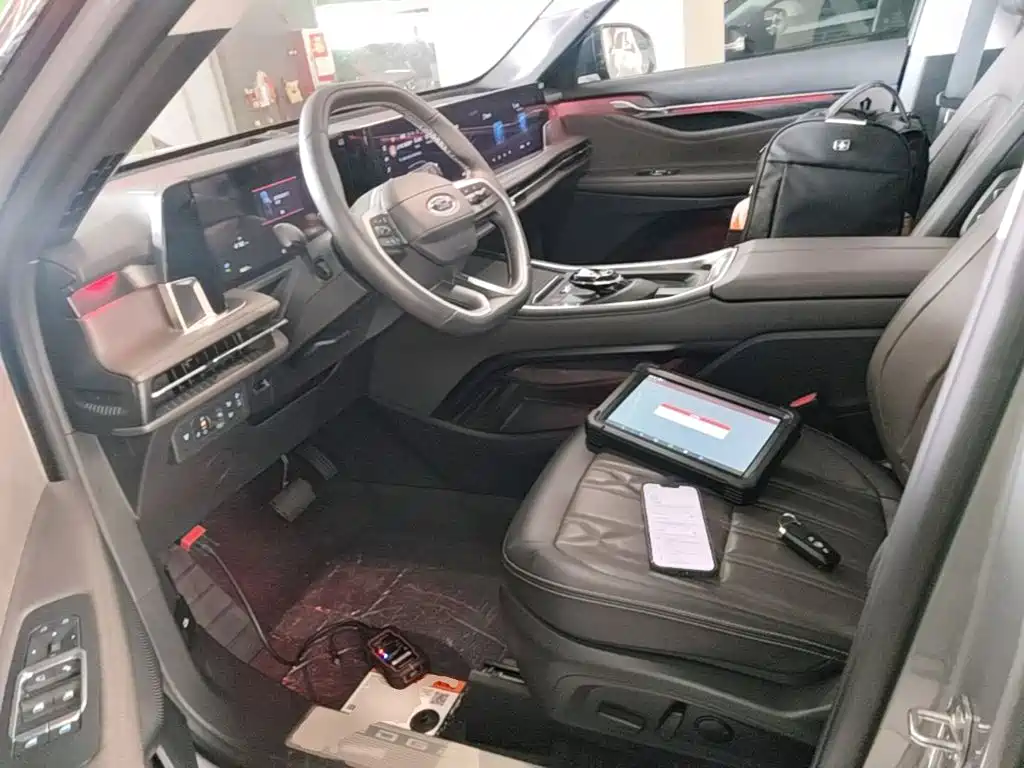 Ford Edge — фото 15
