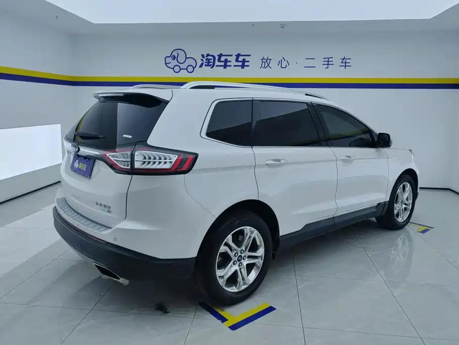 Ford Edge — фото 3