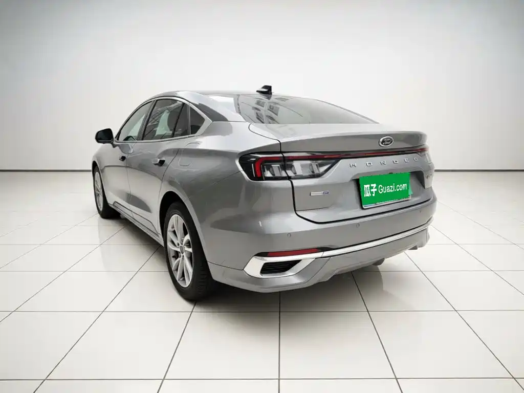 Ford Mondeo — фото 4