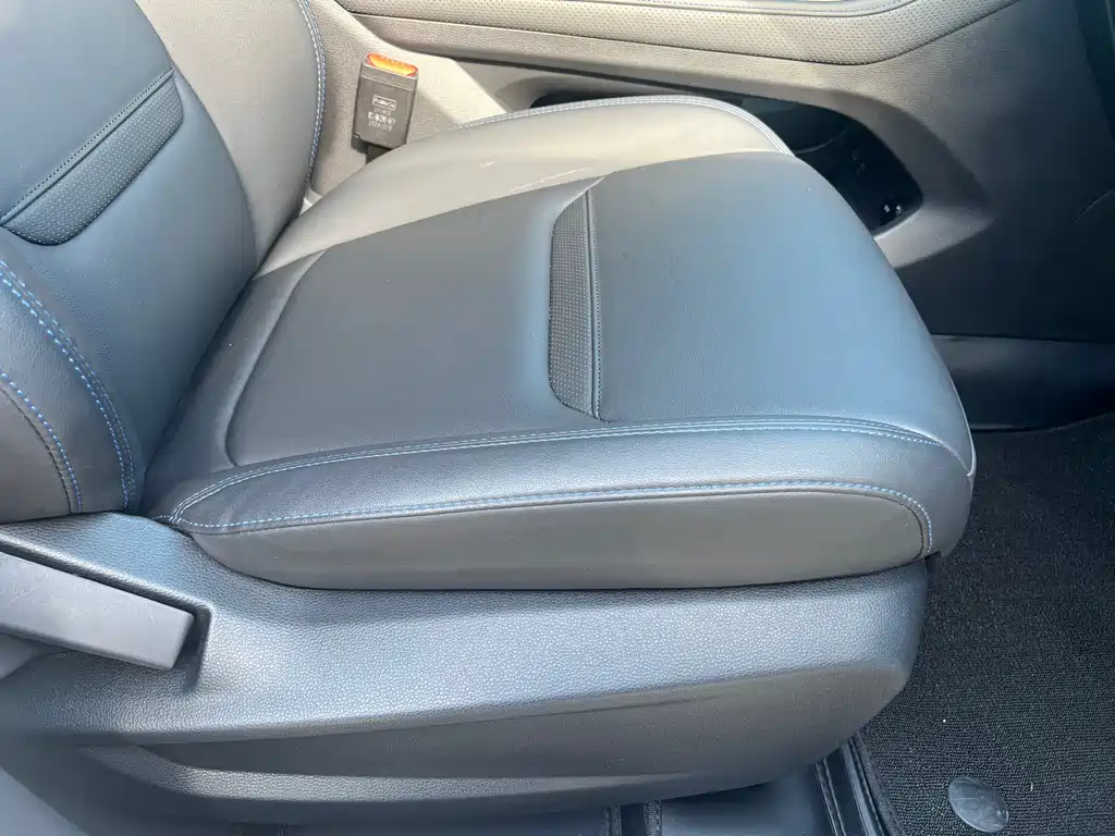 Ford Equator Sport — фото 11
