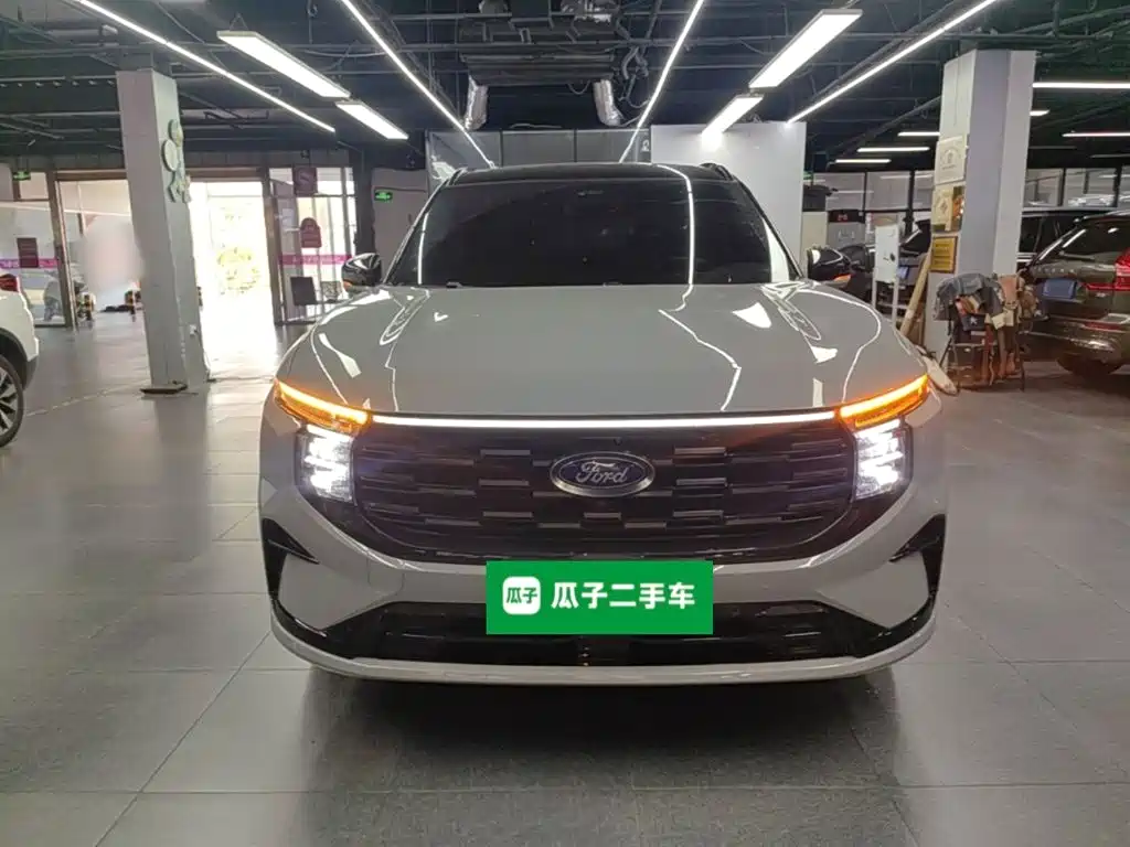 Ford Edge — фото 3