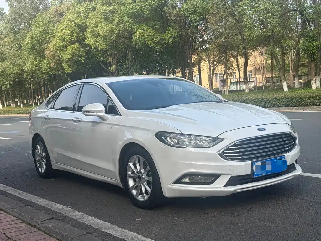 Ford Mondeo — фото 3