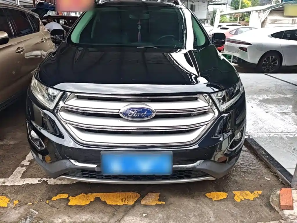 Ford Edge — фото 3