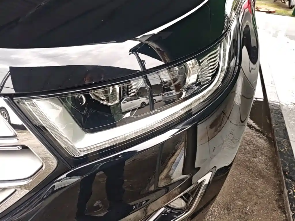 Ford Edge — фото 24