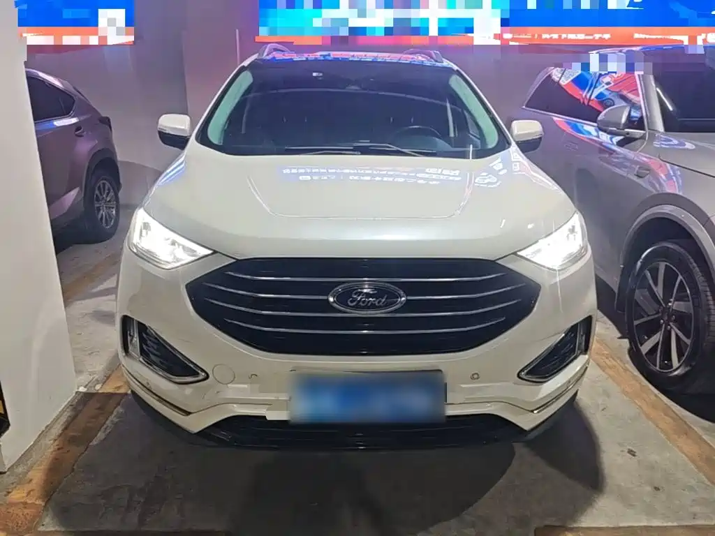 Ford Edge — фото 3