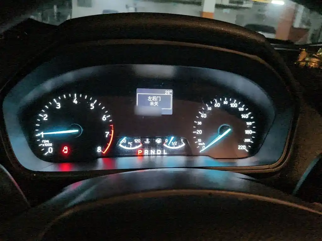 Ford Ecosport — фото 4