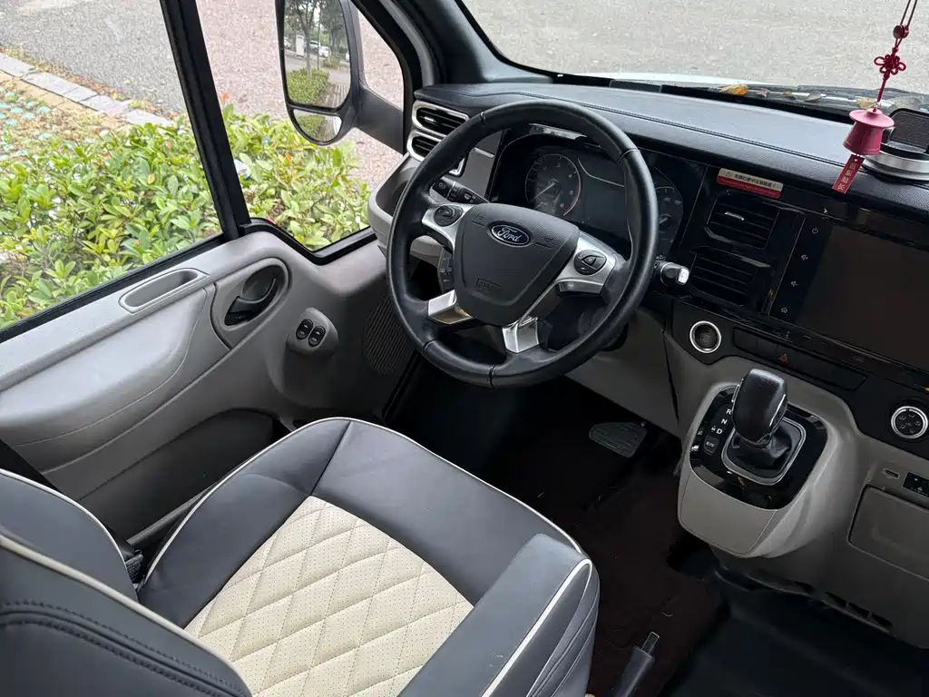 Ford Transit Custom — фото 8