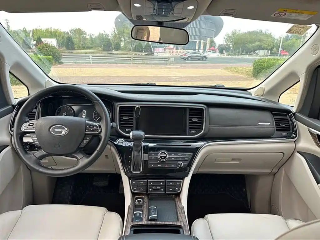GAC Motor Trumpchi M8 — фото 9