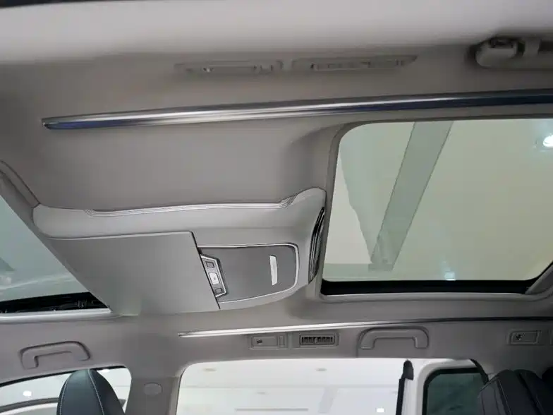 GAC Motor Trumpchi M8 — фото 11