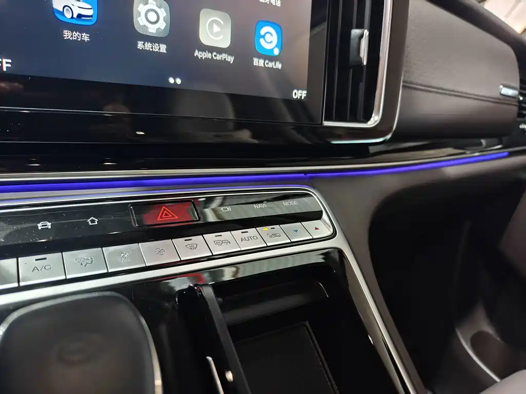 GAC Motor Trumpchi M8 — фото 22